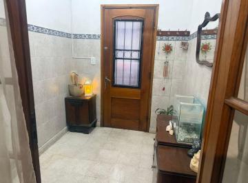 Casa · 82m² · 3 Ambientes · Vendo Casa Centrica 2 Dorm., San Nicolas
