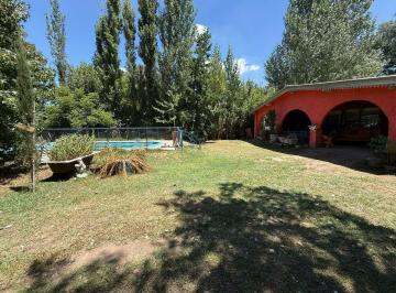 Quinta vacacional · 170m² · 3 Dormitorios · 5 Cocheras · Venta Casa Quinta 6 Ambientes Cañuelas C/pileta