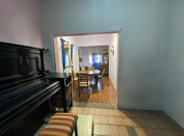 PH · 120m² · 4 Ambientes · 1 Cochera · Venta de 2 PH en Lanus Entrada Independiente
