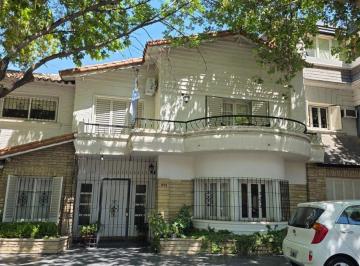 Casa · 240m² · 5 Ambientes · Casa en Venta 5ta Ideal Vivienda o Uso Comercial