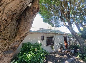 Casa · 120m² · 6 Ambientes · 1 Cochera · Venta Casa 6 Amb Lopez de Gomara con Amplio Local