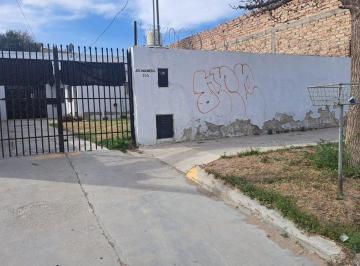 Bodega-Galpón · 187m² · Venta de Galpon + Una Oficina