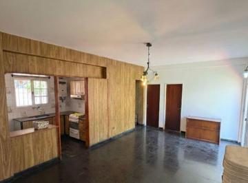 Casa · 107m² · 4 Ambientes · Venta - Casa 3amb + Monoambiente - La Tablada