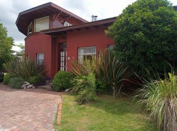 Casa de 6 ambientes, Pilar · Casa en Club de Campo Marinas del Pilar, Próximo a Ruta 28 y Al Centro de Pilar
