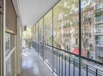 Departamento de 4 ambientes, Colegiales · Venta Elegante 4amb con Dependencia Colegiales Balcón Cochera