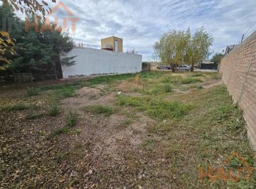 Terreno · 450m² · Terreno en Venta en Villa Clementina, Fdez Oro