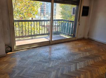 Departamento de 3 ambientes, Almagro · Sarmiento 3591 3 Ambientes a Refaccionar Balcon Frente P. 5° Lavadero Excelentes Placares Baño Compl