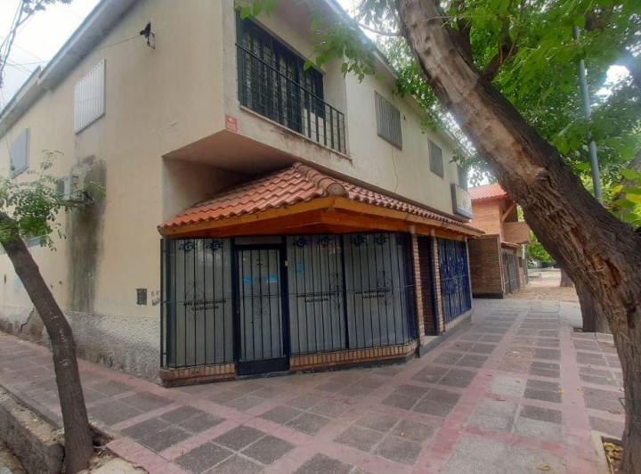 Casa en venta en Sexta Seccion · 10 ambientes