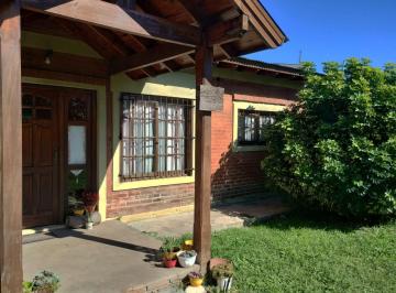 Casa · 143m² · 4 Ambientes · 3 Cocheras · Venta Casa 4 Ambientes Ituzaingo 2 Lotes