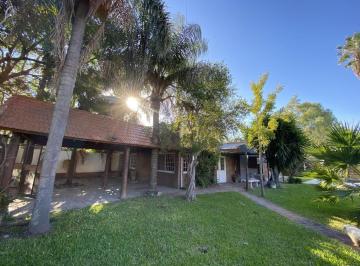 Quinta vacacional · 280m² · 4 Ambientes · 2 Cocheras · Casa Quinta en Sauce Viejo