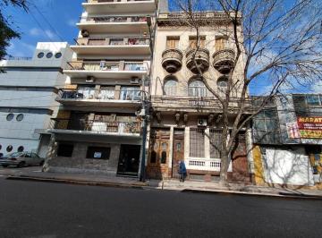 Departamento · 66m² · 3 Ambientes · Constitucion y Av Entre Rios, Pegado a San Cristobal PH de 3 Ambientes con Patio, Visitalo!
