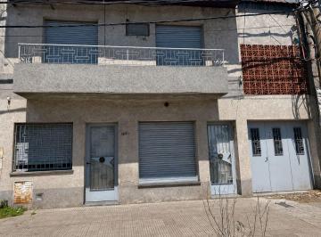 Casa de 6 ambientes, Rosario · Casa 3 Dorm. y Local Comercial