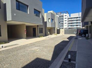 Departamento · 44m² · 2 Ambientes · 1 Cochera · Venta Dto. Loft C/cochera - Cond. Abedules III, Nqn