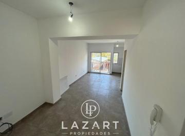 Departamento · 40m² · 2 Ambientes · Departamento 2 Amb. con Balcon a 2 Cuadras de La Estacion