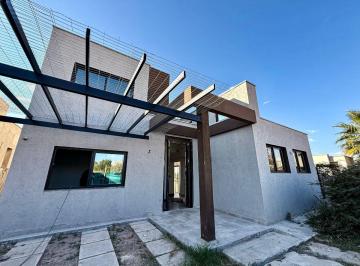 Casa de 7 ambientes, Maipú · Casa Moderna de 4 Dorm. + Estudio - El Portillo de Paso Maipú