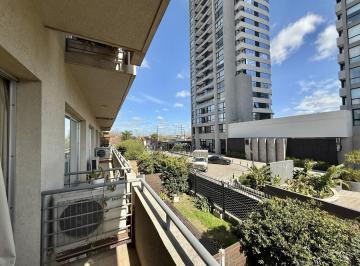 Departamento · 40m² · 1 Ambiente · 1 Cochera · Monoambiente Amplio y Luminoso con Balcón y Cochera Propia Cubierta. amenities y Seguridad.