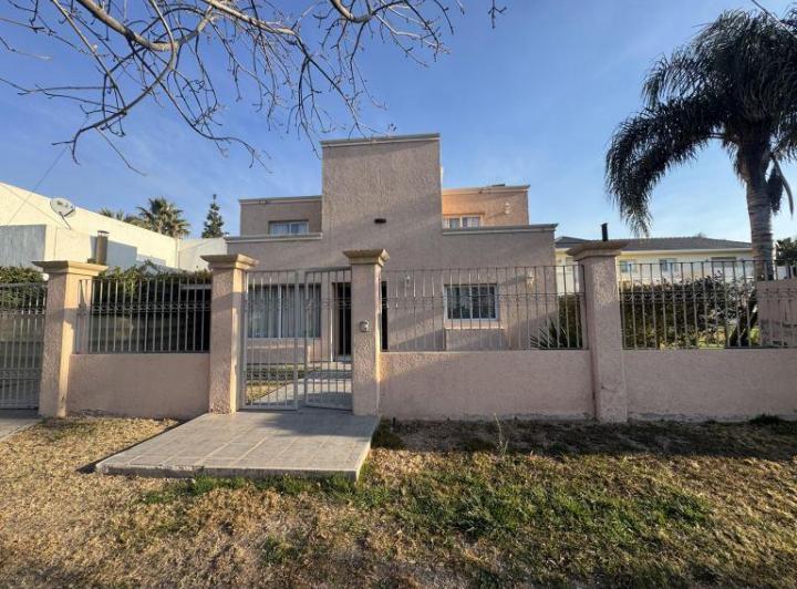 Casa en venta en Pueblo Nuevo · 6 ambientes