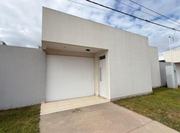 PH · 3 Ambientes · 1 Cochera · PH en Barrio Los Arces