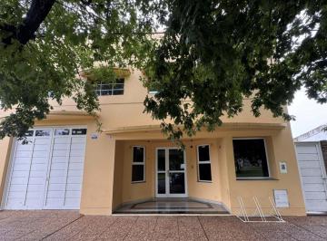 Local comercial · 329m² · 4 Ambientes · Local en Barrio Belgrano