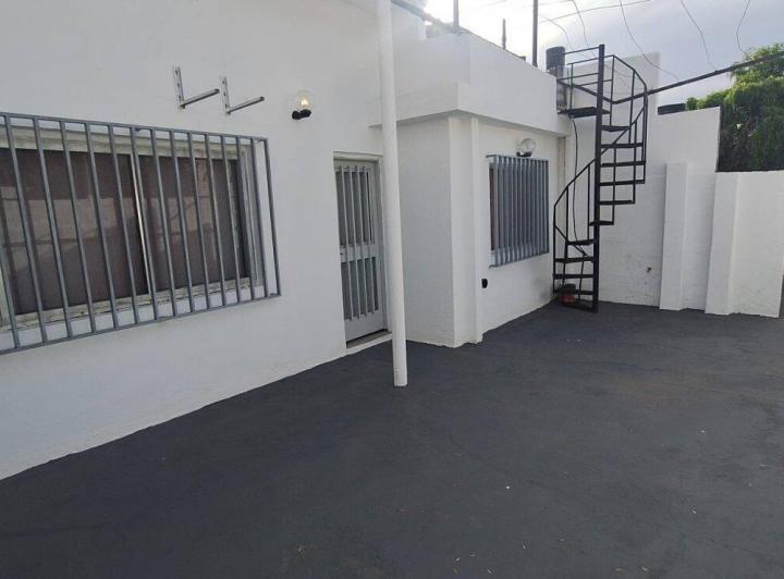 Casa · 90m² · 6 Ambientes