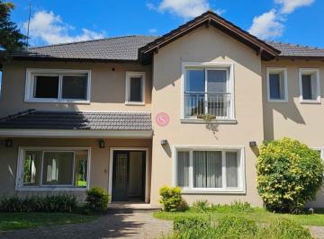 Casa · 423m² · 6 Ambientes · 1 Cochera · Casa en Venta en Mapuche Country Club, Pilar, G. B. a. Zona Norte
