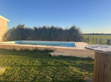 Casa · 73m² · 3 Ambientes · 3 Cocheras · Naturaleza, Tranquilidad y Aire Puro: Tu Refugio en Abasto