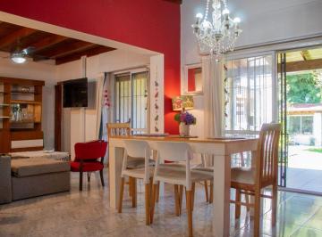 Casa · 80m² · 4 Ambientes · Venta Casa Tipo PH de 4 Amb. Olivos - Gran Jardin