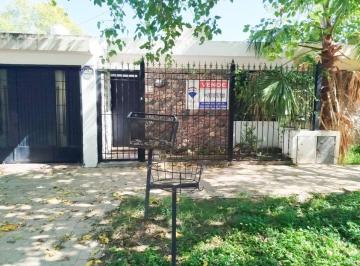 Casa · 102m² · 5 Ambientes · 1 Cochera · Casa en Venta: Excelente Ubicación en 6° Sección