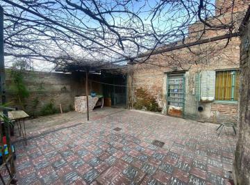 Casa · 85m² · 3 Ambientes · 2 Cocheras · Casas en Venta La Plata