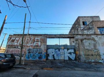 Bodega-Galpón · 380m² · Alquiler Galpón con Playón de Maniobras y Oficinas