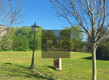Terreno · 1500m² · Rbs. Divino Lote Interno Central, en Barrio Harás del Sol, P