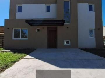 Casa · 149m² · 4 Ambientes · Rbs. Hermosa Casa en San Pablo, Derqui, Pilar