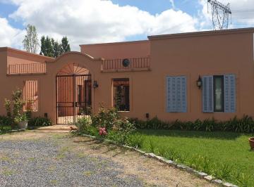 Casa · 270m² · 4 Ambientes · Venta Casa 4 Amb y Piscina - Barrio Cerrado La Escondida Manzanares - Pilar - Apto Credito y Permuta