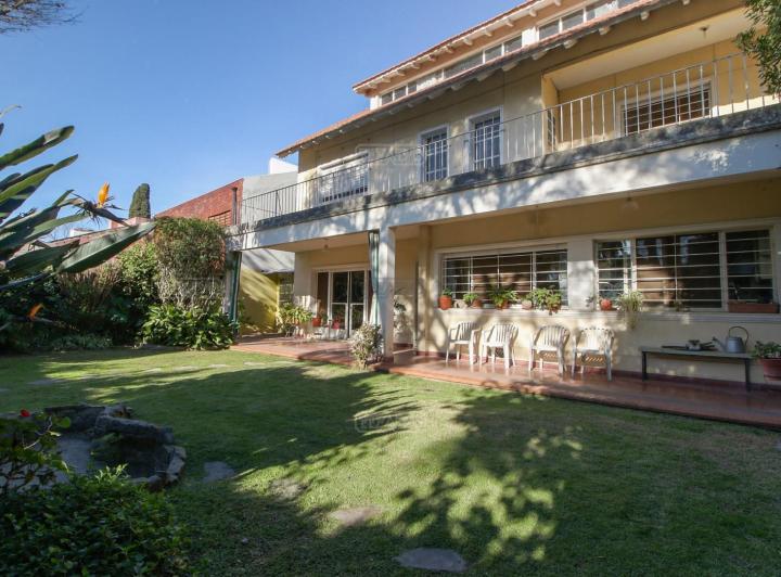 Casa · 527m² · 6 Ambientes