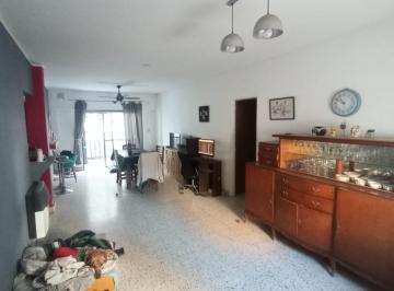 Departamento de 6 ambientes, Ciudad de Santa Fe · Departamento Amplio en Centro Sur
