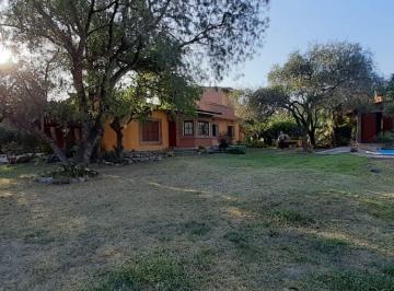 Casa de 8 ambientes, Mendiolaza · Talar de Mendiolaza Hermosa Casa 3 Dorm. Más Escritorio, 560 m² Terreno, 310 m² Cubiertos.