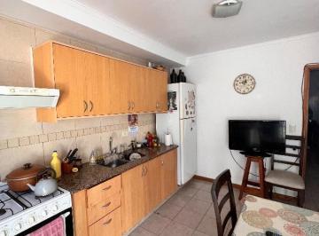 Casa · 90ha · 4 Ambientes · 1 Cochera · Dúplex en Venta de 3 Dorm. C/ Cochera en Villa Primera