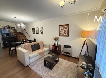 PH · 100m² · 4 Ambientes · 1 Cochera · Apto Credito - PH en Venta de 4 Ambientes con Cochera, Jardín y Parrilla - Villa Ballester Centro