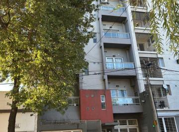 Garage , Ciudad de Santa Fe · Urquiza 3500 Venta Cochera Única, Planta Baja Al Frrnte. Buena Altura Posibilidad de Hacer Entrepiso