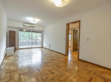 Departamento · 67m² · 3 Ambientes · Venta Departamento de 3 Ambientes en Esquina - Balcon - Flores