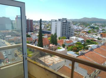 Departamento · 40m² · 2 Ambientes · 1 Cochera · Departamento 2 Ambientes con Balcon y Coc. en Edificio Prestige - Cochera - 45 m² - Tandil Centro