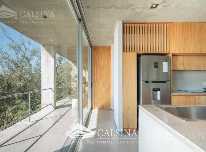 Casa · 320m² · 5 Ambientes · 3 Cocheras