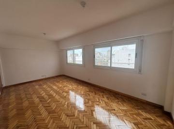 WhatsApp Image 2026-03-03 at 16.45.06 (1).jpeg · Departamento 2 Ambientes Reciclado en Almagro