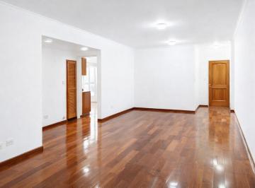 Departamento · 113m² · 8 Ambientes · Departamento en Centro