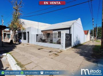 Casa · 108m² · 2 Dormitorios · Casa - B° Republica de Venezuela - Las Piedras y Peatonal