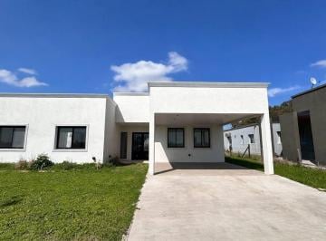 Casa · 122m² · 4 Ambientes · 2 Cocheras · Casa en Venta de 4 Ambientes en Horizontes Al Sur Canning