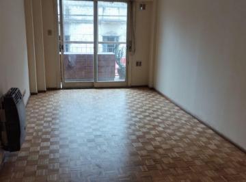 Departamento de 3 ambientes, Flores · Alquiler 3 Ambientes con Balcon Flores