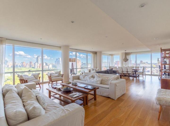 Departamento · 200m² · 4 Ambientes · 2 Cocheras