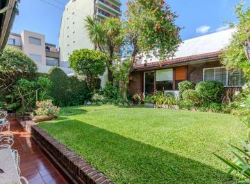 Casa de 6 ambientes, Villa Devoto · Venta Casa con Jardín en Villa Devoto