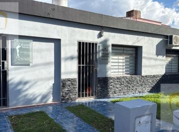 Oficina comercial · 180m² · 7 Ambientes · Oficina - Los Platanos
